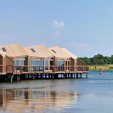 Veerse Meersuites Kortgene Exterior photo